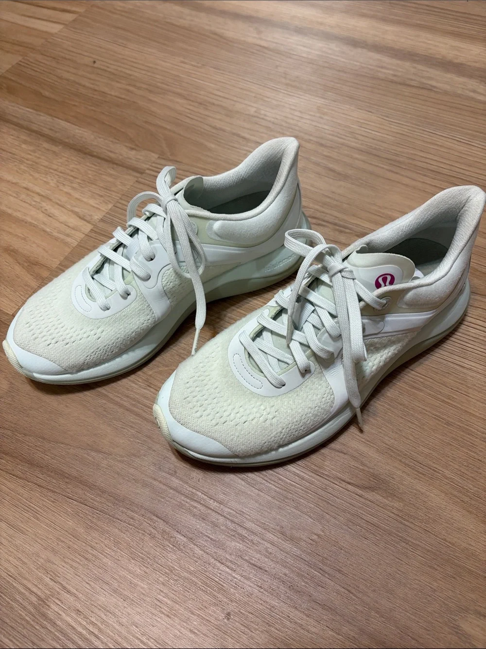 Lululemon Chargefeel Workout Low Shoes Women’s 6.5 White Training Sneakers